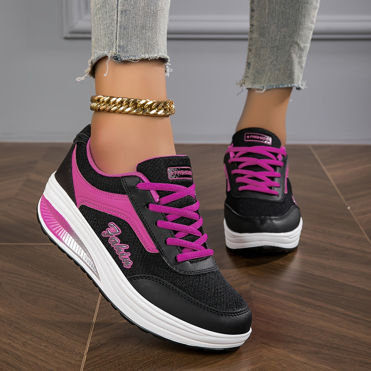 🔥Last Day Promotion 50% OFF - Women's Breathable Fashion Chunky-Soled Trainers